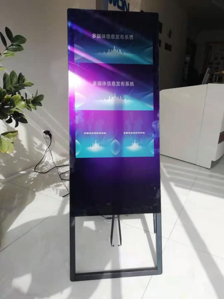 條形智能陽(yáng)光屏智慧升級(jí)，功耗減倍體驗(yàn)加倍