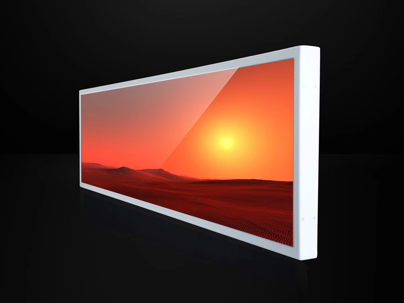 潮濕是LCD畫框屏廣告機(jī)的大敵？防潮原理和保養(yǎng)技巧